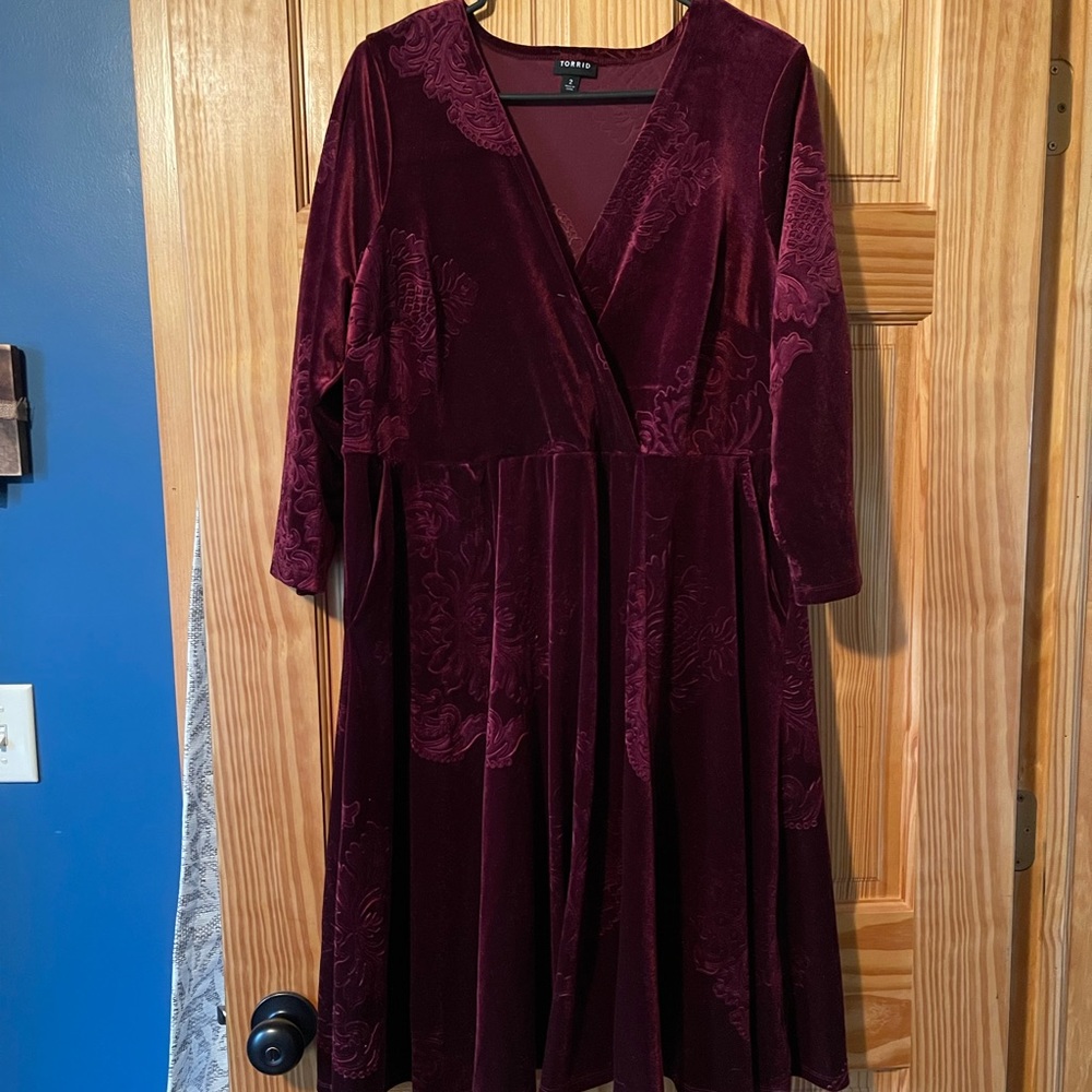 Torrid 2X Velour Red Dress